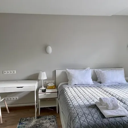 Victoria Old Town Apartman *